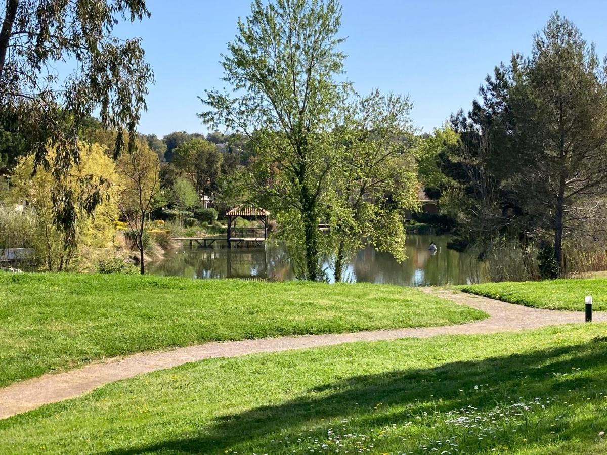 Les Restanques Maison Du Lac 4 Chambres Grimaud Esterno foto
